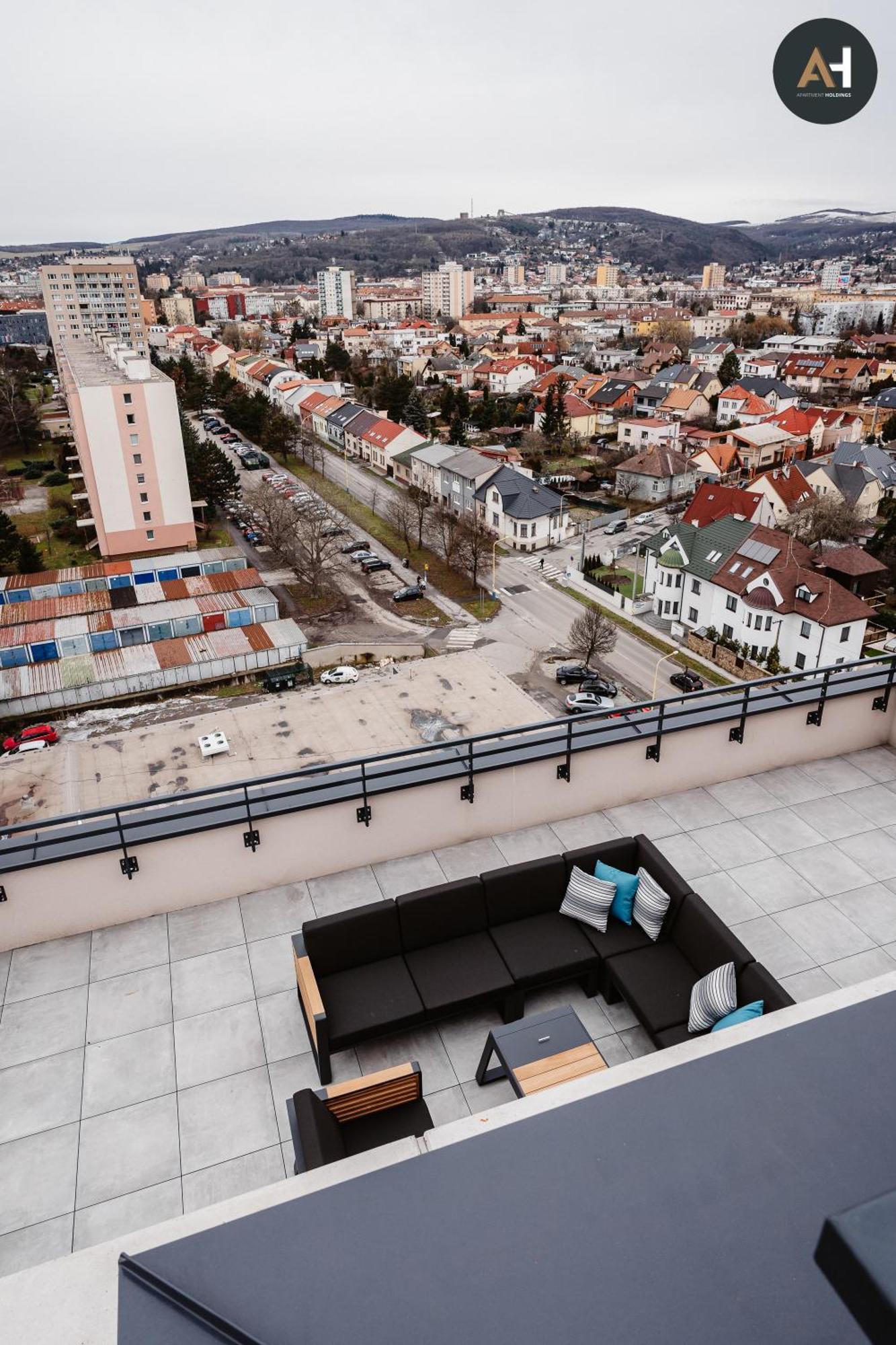 Albelli Luxury Skyview Apartment Kosice Ngoại thất bức ảnh